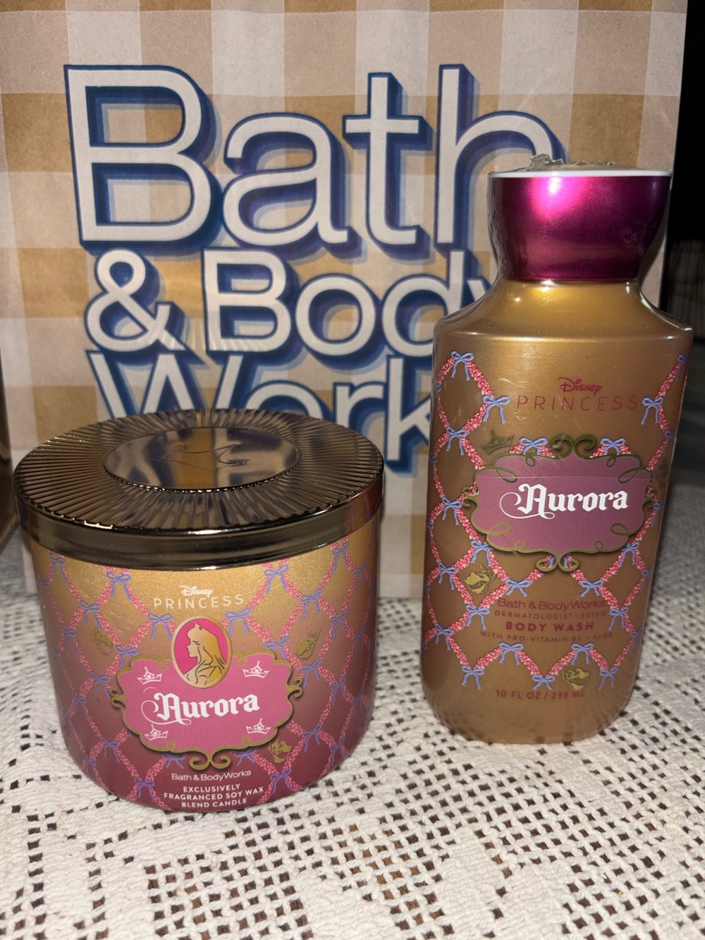 (2026) Bath & Body Works Aurora Body Wash & Candle - Pink and Gold